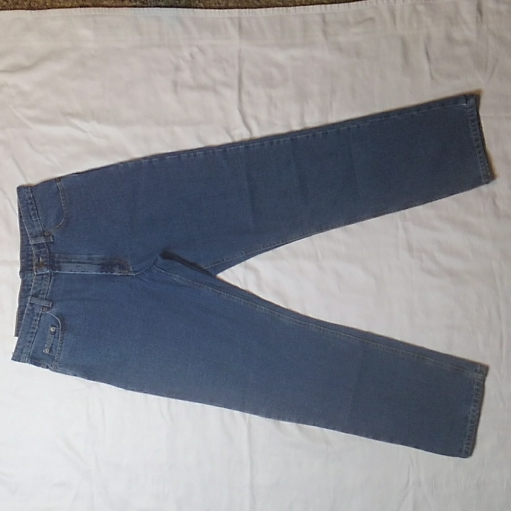 Full Blue Classic Fit Straight Cotton Denim Blue Jeans NWT 34 X 32